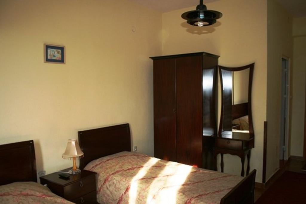 Sirena Hotel Tushemisht Buitenkant foto